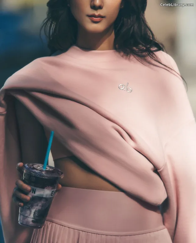 Jisoo - BLΛƆKPIИK ( BLACKPINK ) photo 4 of 2451