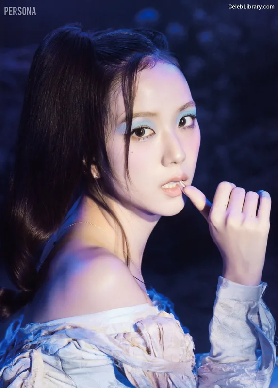 Jisoo - BLΛƆKPIИK ( BLACKPINK ) photo 15 of 2451
