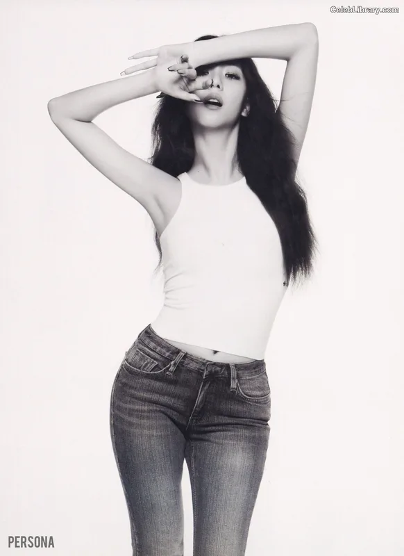 Jisoo - BLΛƆKPIИK ( BLACKPINK ) photo 1 of 2451