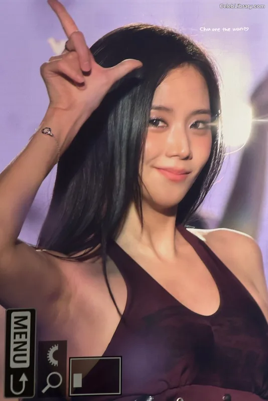 Jisoo - BLΛƆKPIИK ( BLACKPINK ) photo 23 of 2451