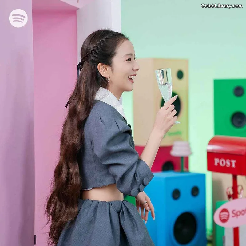 Jisoo - BLΛƆKPIИK ( BLACKPINK ) photo 5 of 2451