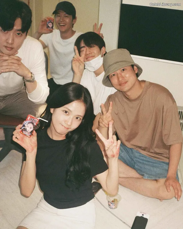 Jisoo - BLΛƆKPIИK ( BLACKPINK ) photo 10 of 2451