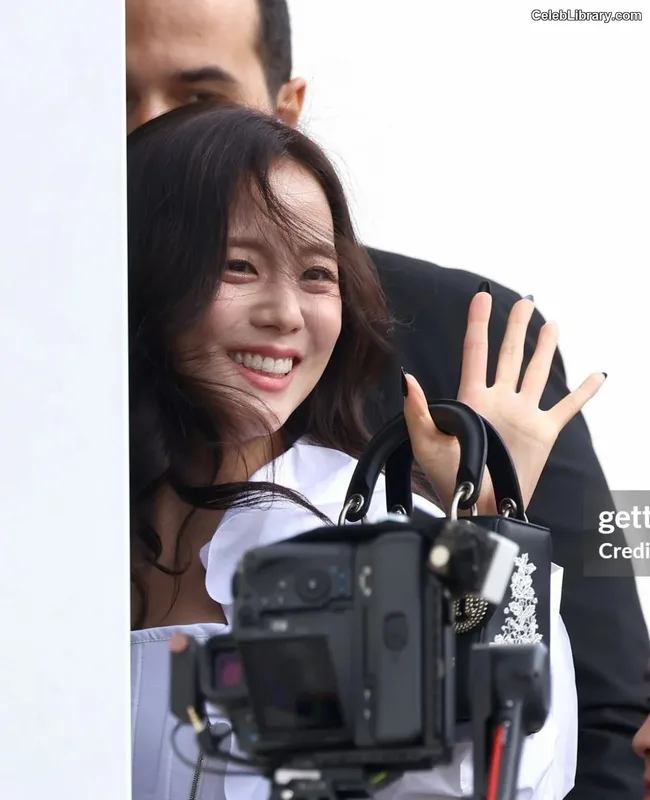 Jisoo - BLΛƆKPIИK ( BLACKPINK ) photo 4 of 2451
