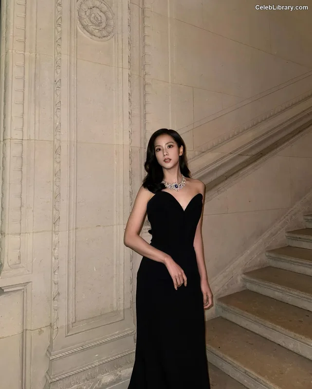 Jisoo  - BLΛƆKPIИK ( BLACKPINK ) photo 8 of 2451