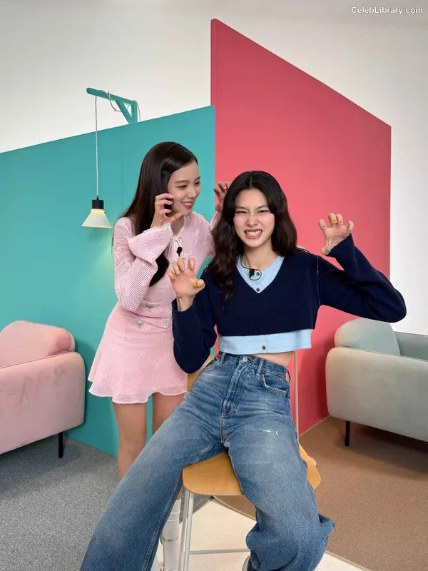 Jisoo  - BLΛƆKPIИK ( BLACKPINK ) photo 18 of 2451