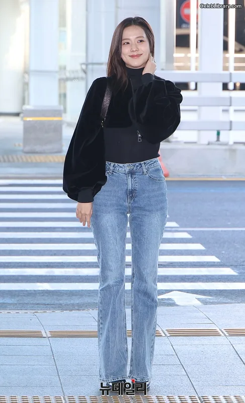 Jisoo  - BLΛƆKPIИK ( BLACKPINK ) photo 15 of 2451
