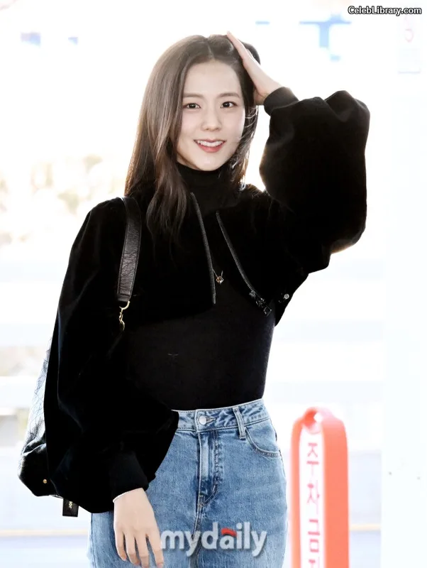 Jisoo  - BLΛƆKPIИK ( BLACKPINK ) photo 16 of 2451