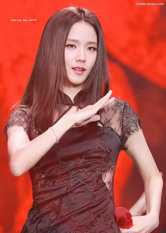 Jisoo  - BLΛƆKPIИK ( BLACKPINK ) photo 17 of 2451