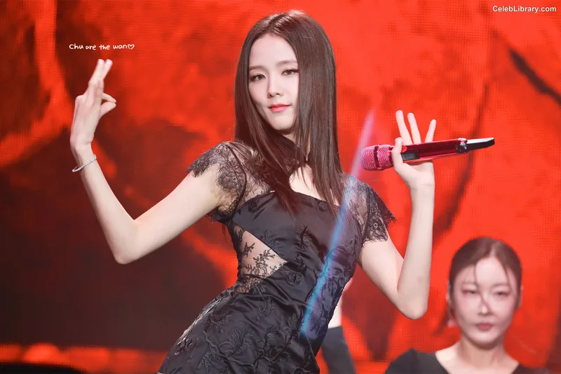 Jisoo  - BLΛƆKPIИK ( BLACKPINK ) photo 20 of 2451