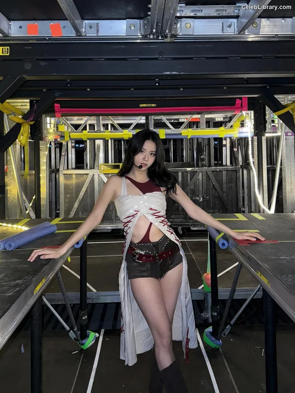 Jisoo - BLΛƆKPIИK ( BLACKPINK ) photo 5 of 2451