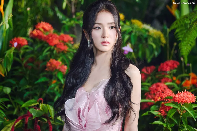Jisoo - BLΛƆKPIИK ( BLACKPINK ) photo 24 of 2451