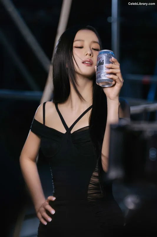 Jisoo - BLΛƆKPIИK ( BLACKPINK ) photo 23 of 2451
