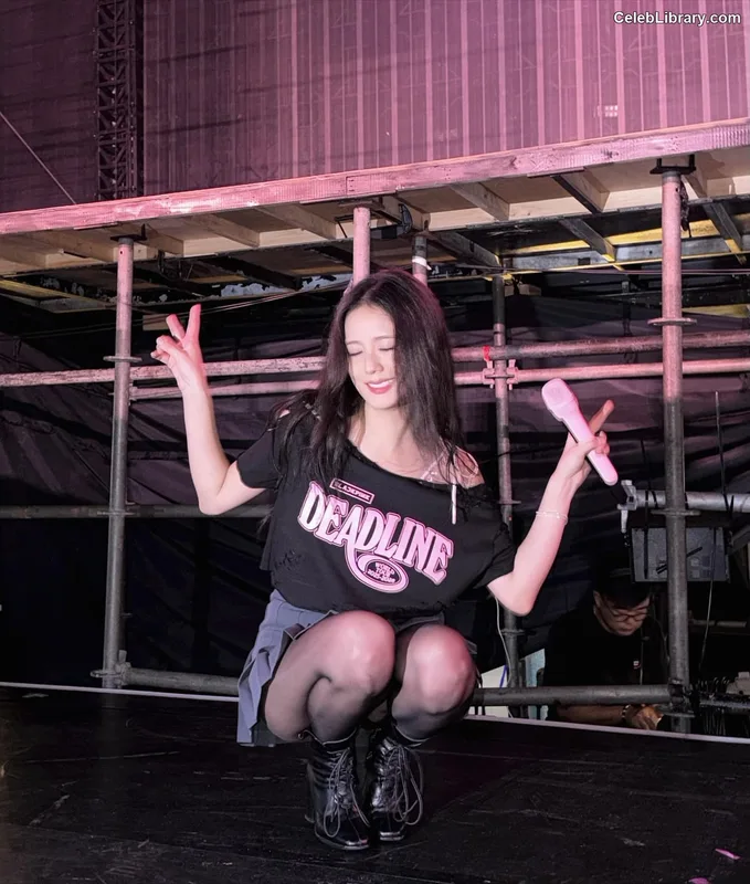Jisoo  - BLΛƆKPIИK ( BLACKPINK ) photo 24 of 2451
