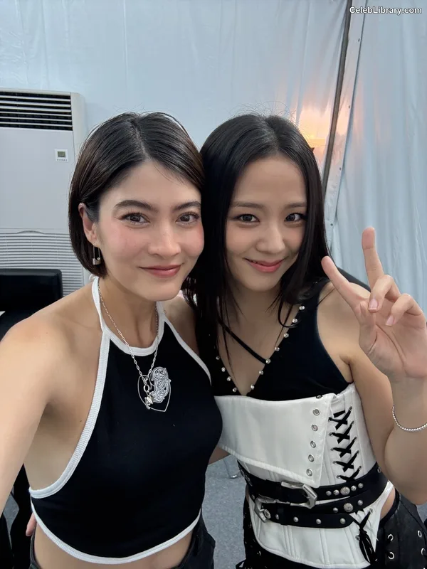 Jisoo  - BLΛƆKPIИK ( BLACKPINK ) photo 10 of 2451