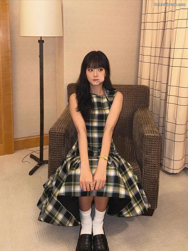 Jisoo - BLΛƆKPIИK ( BLACKPINK ) photo 5 of 2451