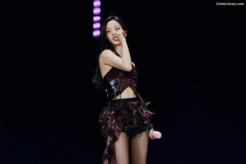 Jisoo - BLΛƆKPIИK ( BLACKPINK ) photo 6 of 2451