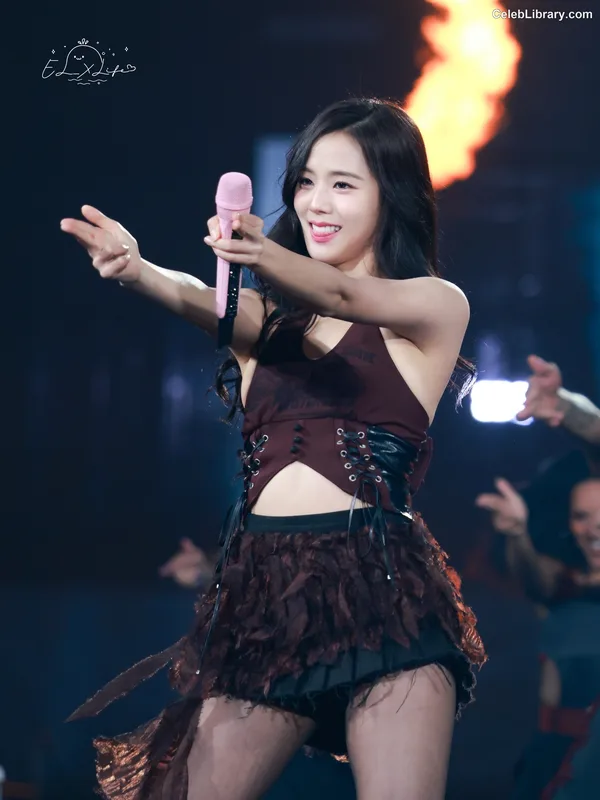 Jisoo  - BLΛƆKPIИK ( BLACKPINK ) photo 23 of 2451