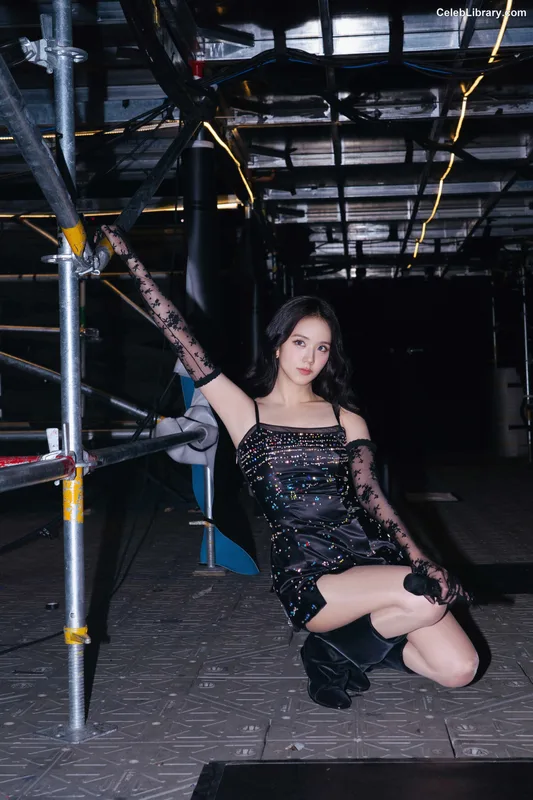 Jisoo  - BLΛƆKPIИK ( BLACKPINK ) photo 14 of 2451