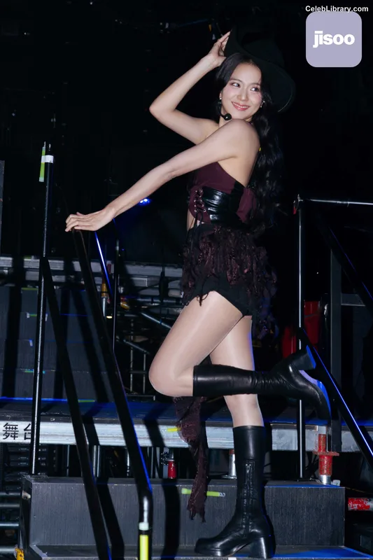 Jisoo  - BLΛƆKPIИK ( BLACKPINK ) photo 23 of 2451