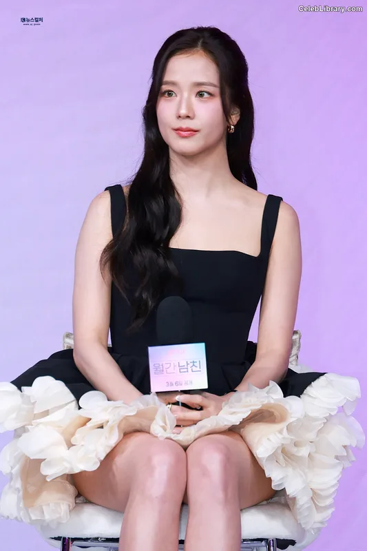 Jisoo  - BLΛƆKPIИK ( BLACKPINK ) photo 23 of 2451