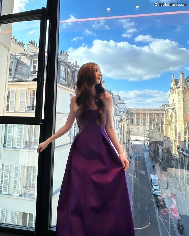 Jisoo  - BLΛƆKPIИK ( BLACKPINK ) photo 17 of 2451