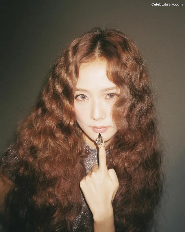 Jisoo  - BLΛƆKPIИK ( BLACKPINK ) photo 12 of 2451