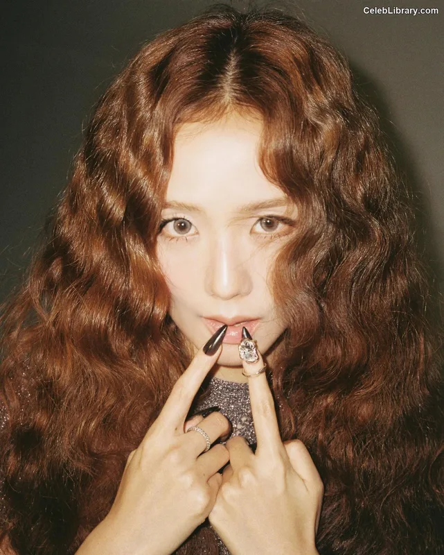 Jisoo  - BLΛƆKPIИK ( BLACKPINK ) photo 14 of 2451