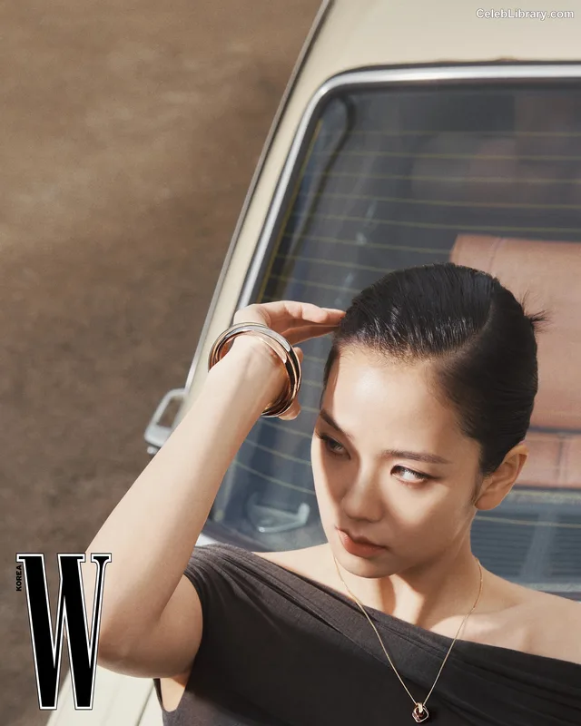 Jisoo  - BLΛƆKPIИK ( BLACKPINK ) photo 8 of 2451