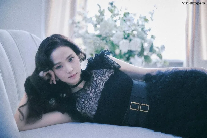 Jisoo  - BLΛƆKPIИK ( BLACKPINK ) photo 1 of 2451
