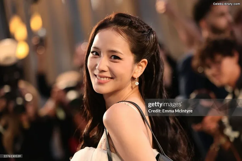 Jisoo  - BLΛƆKPIИK ( BLACKPINK ) photo 20 of 2451