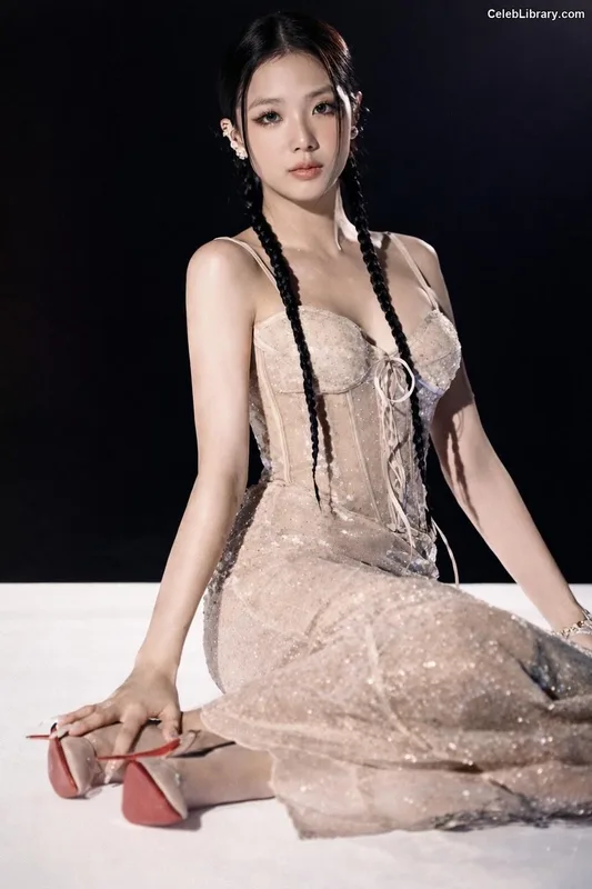 Jisoo - BLΛƆKPIИK ( BLACKPINK ) photo 10 of 2451