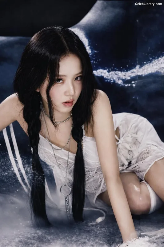 Jisoo - BLΛƆKPIИK ( BLACKPINK ) photo 11 of 2451