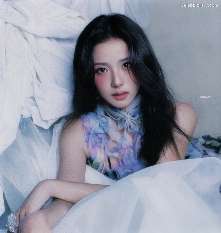 Jisoo - BLΛƆKPIИK ( BLACKPINK ) photo 19 of 2451