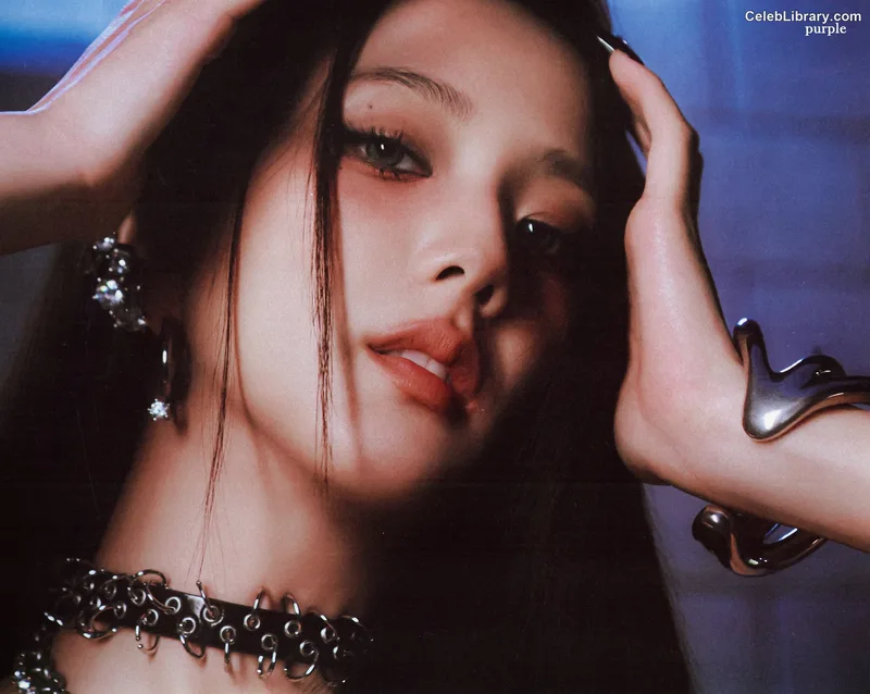 Jisoo - BLΛƆKPIИK ( BLACKPINK ) photo 12 of 2451