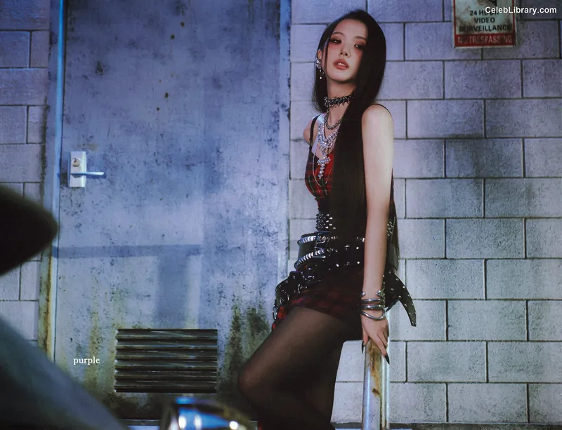 Jisoo - BLΛƆKPIИK ( BLACKPINK ) photo 14 of 2451