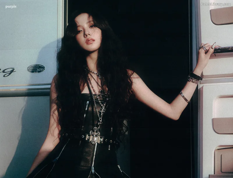 Jisoo - BLΛƆKPIИK ( BLACKPINK ) photo 15 of 2451