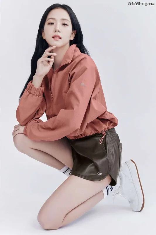 Jisoo - BLΛƆKPIИK ( BLACKPINK ) photo 5 of 2451