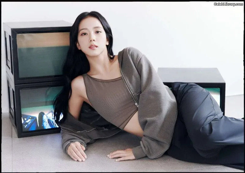 Jisoo - BLΛƆKPIИK ( BLACKPINK ) photo 11 of 2451