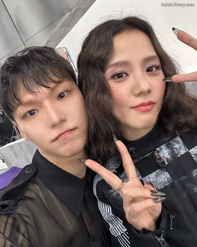 Jisoo - BLΛƆKPIИK ( BLACKPINK ) photo 24 of 2451