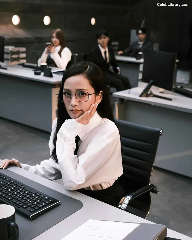 Jisoo - BLΛƆKPIИK ( BLACKPINK ) photo 5 of 2451