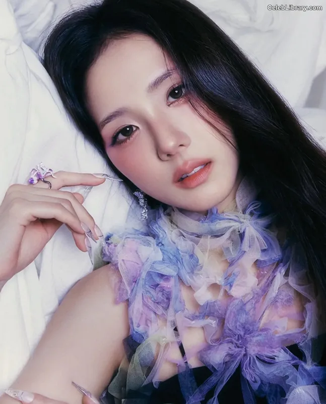 Jisoo - BLΛƆKPIИK ( BLACKPINK ) photo 7 of 2451