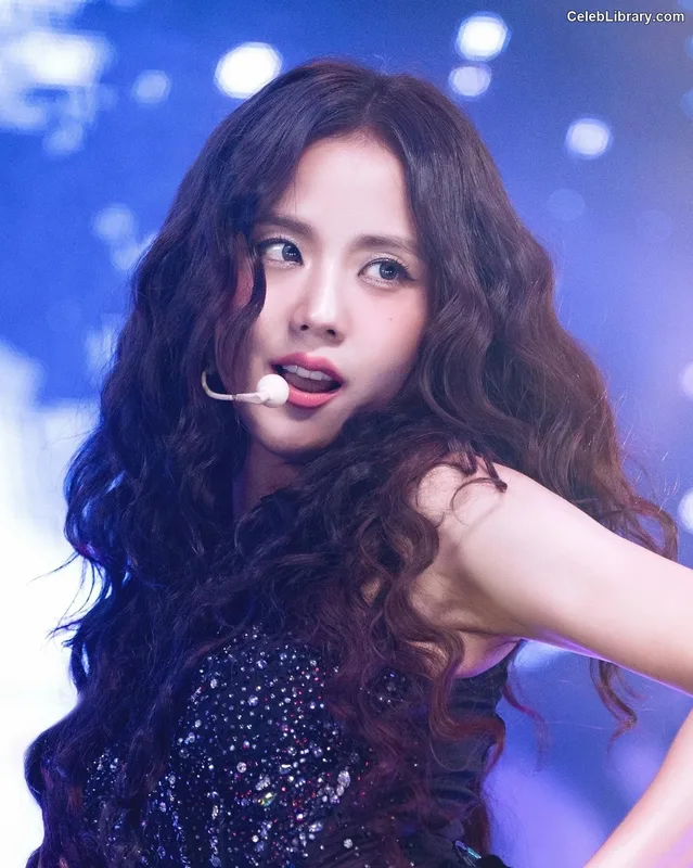 Jisoo - BLΛƆKPIИK ( BLACKPINK ) photo 13 of 2451
