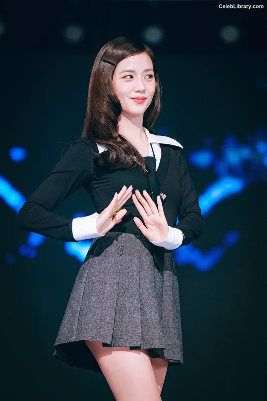 Jisoo - BLΛƆKPIИK ( BLACKPINK ) photo 23 of 2451