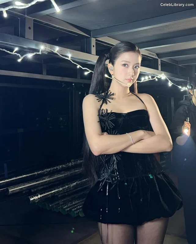 Jisoo - BLΛƆKPIИK ( BLACKPINK ) photo 8 of 2451