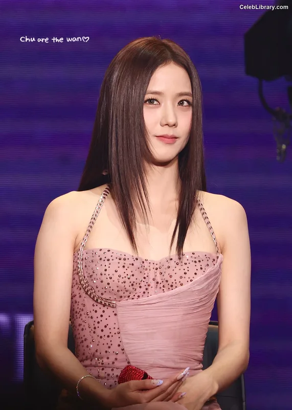 Jisoo  - BLΛƆKPIИK ( BLACKPINK ) photo 4 of 2451