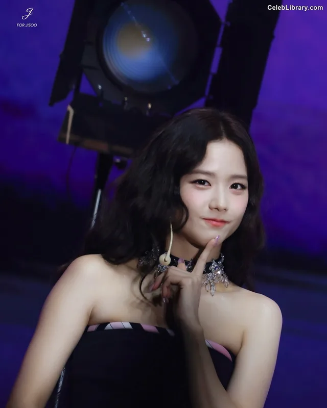 Jisoo  - BLΛƆKPIИK ( BLACKPINK ) photo 15 of 2451