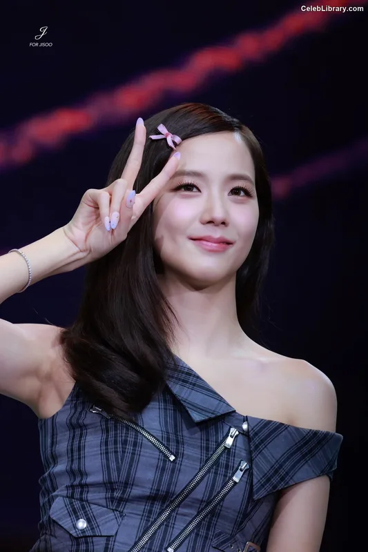 Jisoo  - BLΛƆKPIИK ( BLACKPINK ) photo 20 of 2451