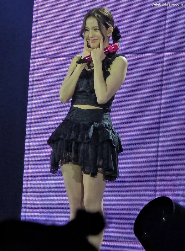 Jisoo  - BLΛƆKPIИK ( BLACKPINK ) photo 5 of 2451