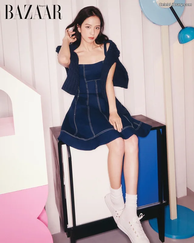 Jisoo  - BLΛƆKPIИK ( BLACKPINK ) photo 4 of 2451