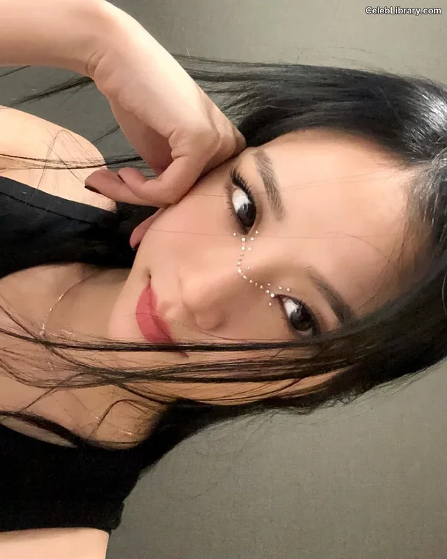 Jisoo  - BLΛƆKPIИK ( BLACKPINK ) photo 15 of 2451